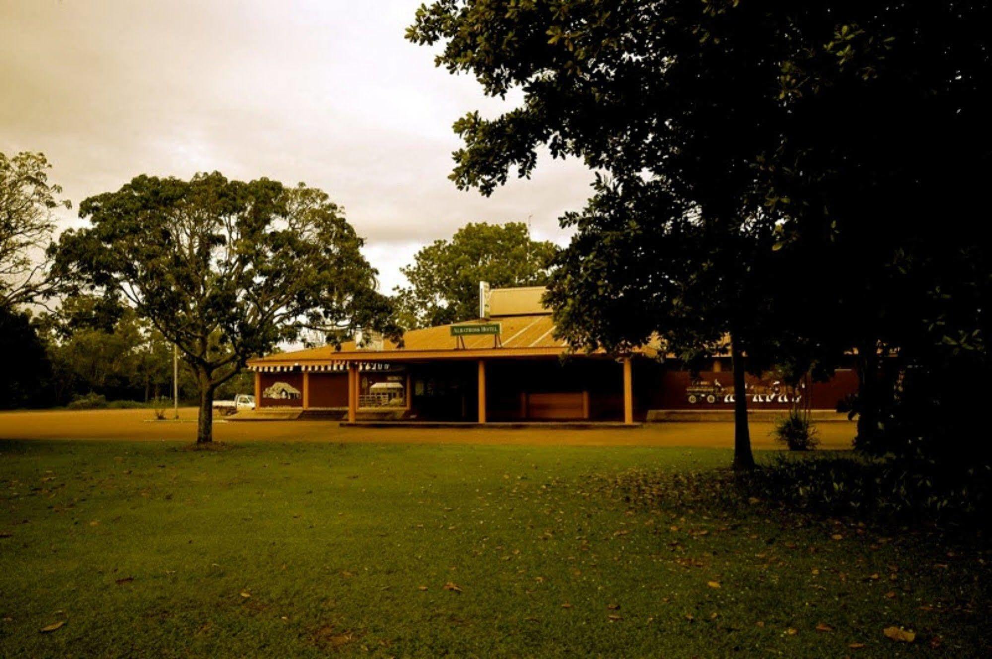 Albatross Bay Resort Weipa Exterior foto