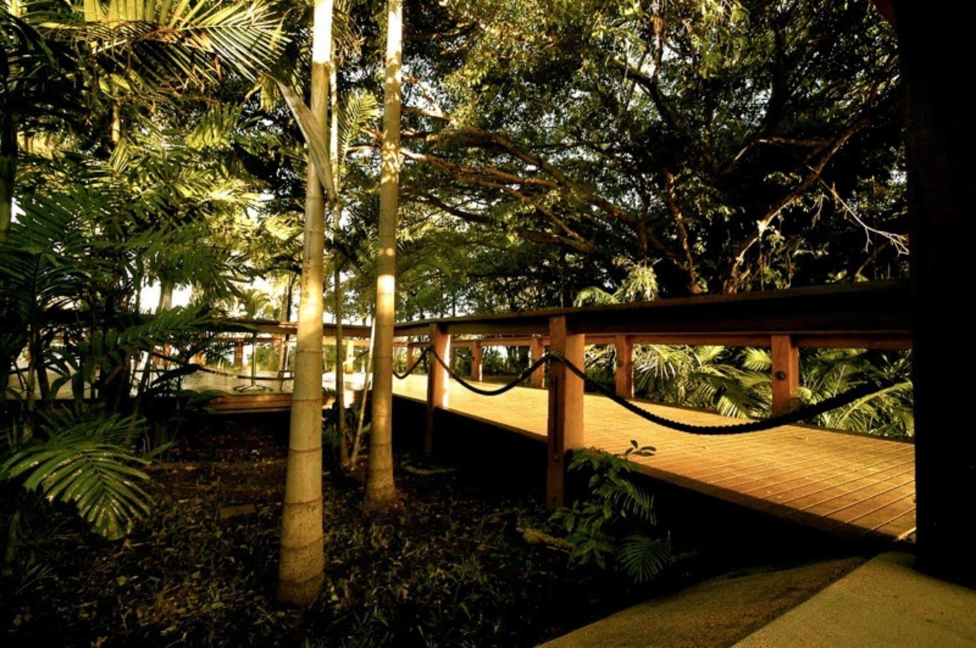 Albatross Bay Resort Weipa Exterior foto